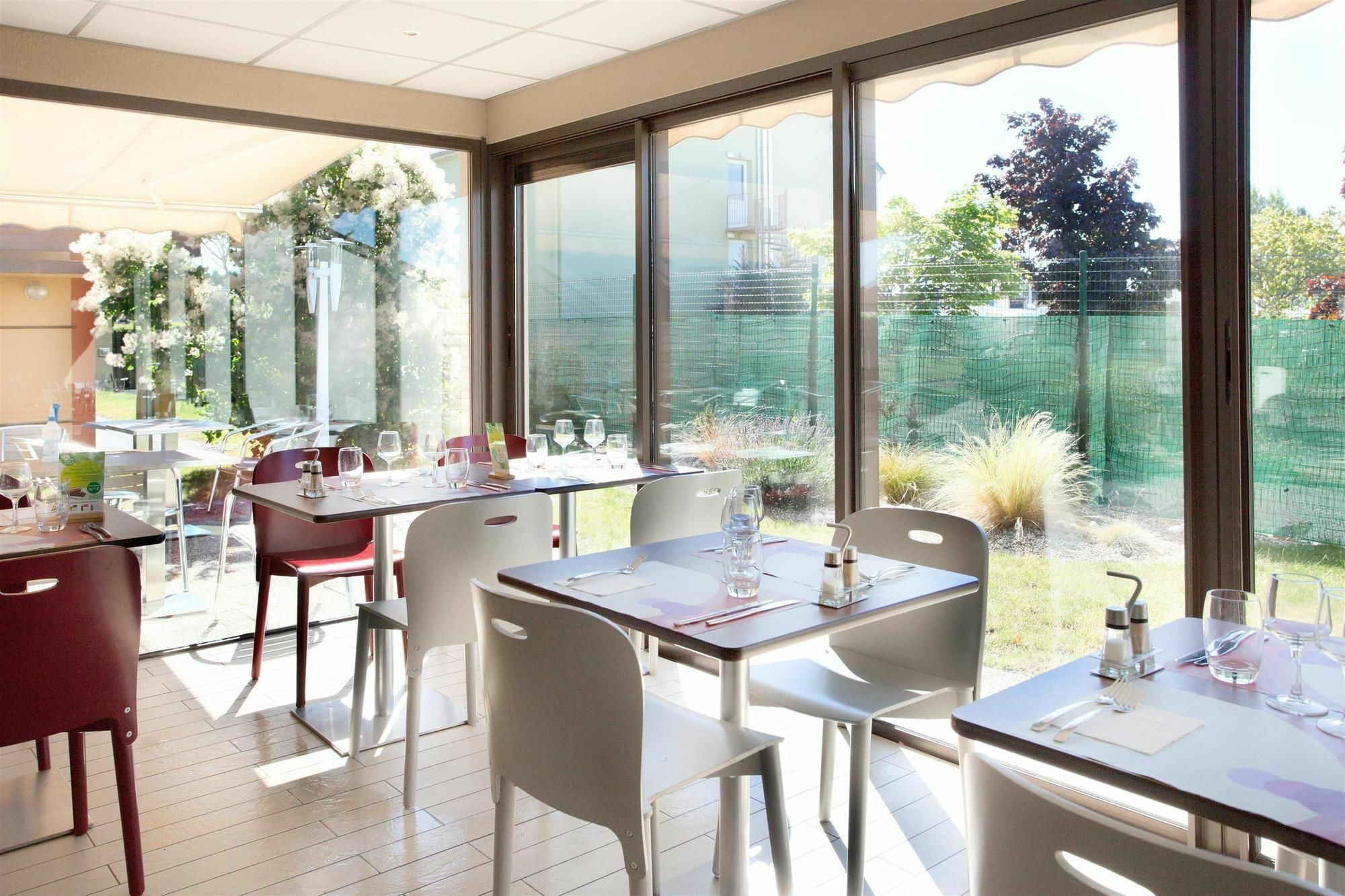 Campanile Tours Sud - Chambray-Les-Tours Hotel Exterior photo